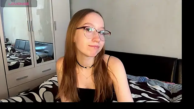 Maxine X online show from 07-04-26, 07:48