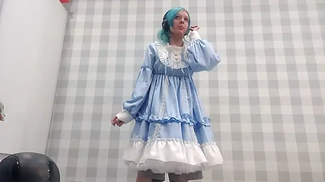 Snapshot of ZolaCoonradt chatting on 07-06-26, 03:03 ZolaCoonradt online show from 07-06-26, 03:03