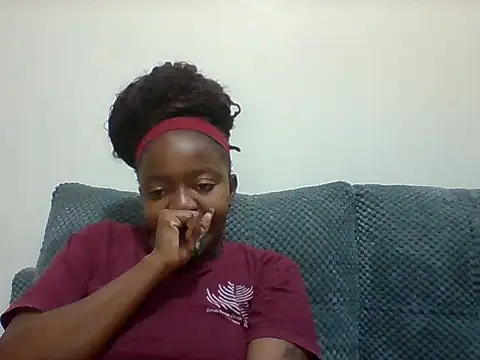 Snapshot of tinybreee chatting on 07-15-26, 03:35 tinybreee online show from 07-15-26, 03:35
