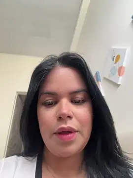 AliceStarshine online show from 04-13-26, 01:48