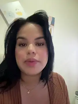 Snapshot of AliceStarshine chatting on 07-19-26, 01:58 AliceStarshine online show from 07-19-26, 01:58