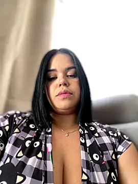 AliceStarshine online show from 10-26-25, 04:51