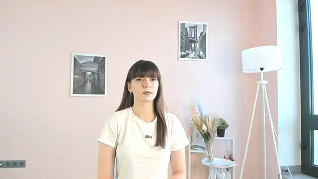 Snapshot of SalinaWitry chatting on 07-06-26, 07:59 SalinaWitry online show from 07-06-26, 07:59