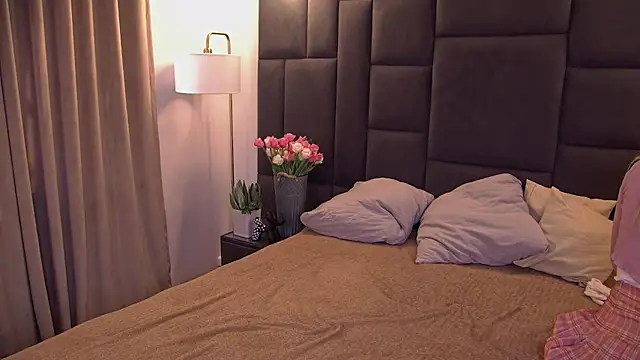 Snapshot of LanayaVerne chatting on 07-05-26, 12:34 LanayaVerne online show from 07-05-26, 12:34