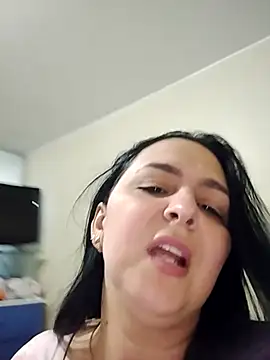 Snapshot of valeria1883 chatting on 07-05-26, 06:15 valeria1883 online show from 07-05-26, 06:15