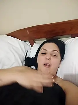 Snapshot of valeria1883 chatting on 07-07-26, 02:20 valeria1883 online show from 07-07-26, 02:20