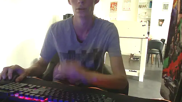 Snapshot of tijger88 chatting on 07-05-26, 01:51 tijger88 online show from 07-05-26, 01:51