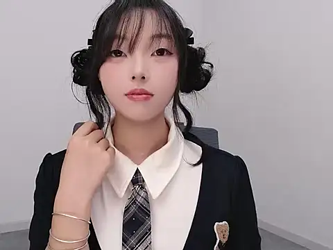 Snapshot of Amelia203 chatting on 07-10-26, 04:23 Amelia203 online show from 07-10-26, 04:23