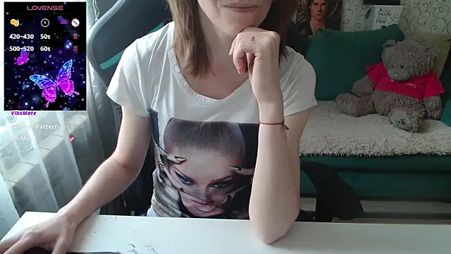   Alisa   online show from 07-06-26, 02:13