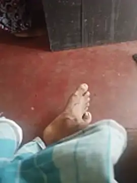 Snapshot of SameeraNis chatting on 07-21-26, 05:53 SameeraNis online show from 07-21-26, 05:53