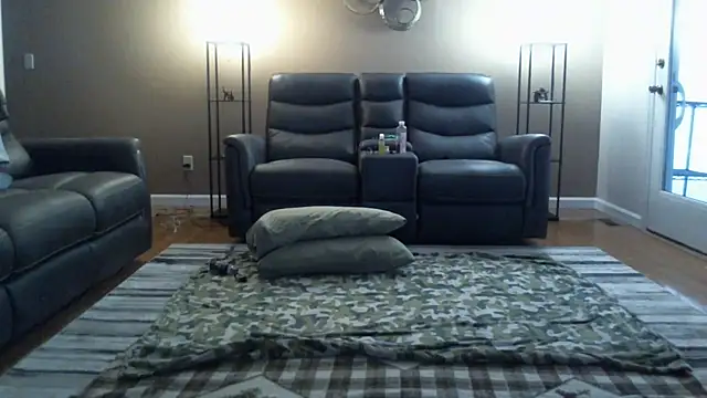 Bigtreatofficial online show from 07-10-26, 12:54