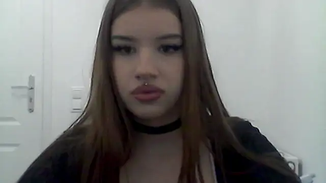 MollyHotTeen online show from 07-10-26, 02:28
