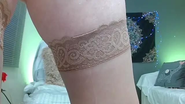 katiasupreme1 online show from 12-14-25, 05:18