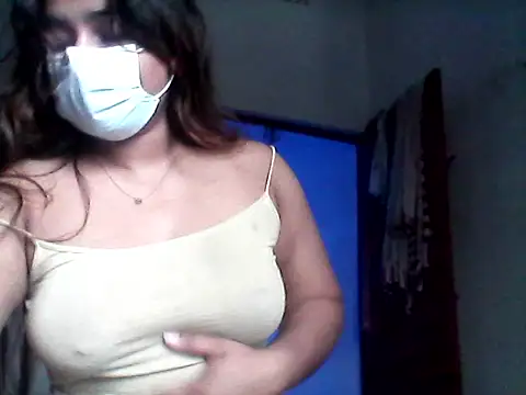 Snapshot of A-Rosesexy chatting on 07-13-26, 08:24 A-Rosesexy online show from 07-13-26, 08:24