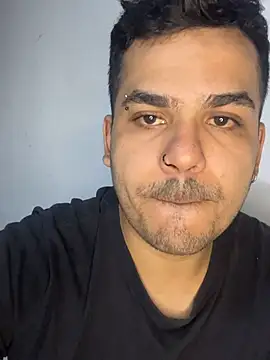 Snapshot of LatinBearX chatting on 07-09-26, 11:53 LatinBearX online show from 07-09-26, 11:53