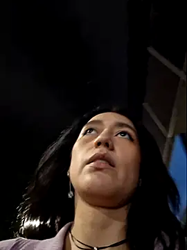 Snapshot of _Eveelyn25_ chatting on 07-10-26, 12:32 Eveelyn25 online show from 07-10-26, 12:32