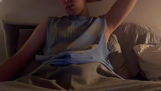 thatguy02020 online show from 07-18-26, 03:48