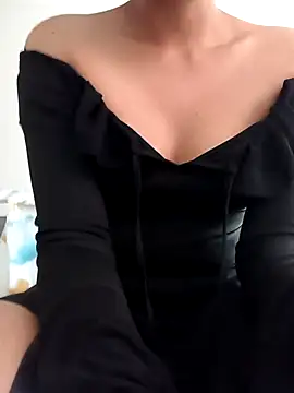Snapshot of maya_hu chatting on 07-09-26, 10:15 maya hu online show from 07-09-26, 10:15