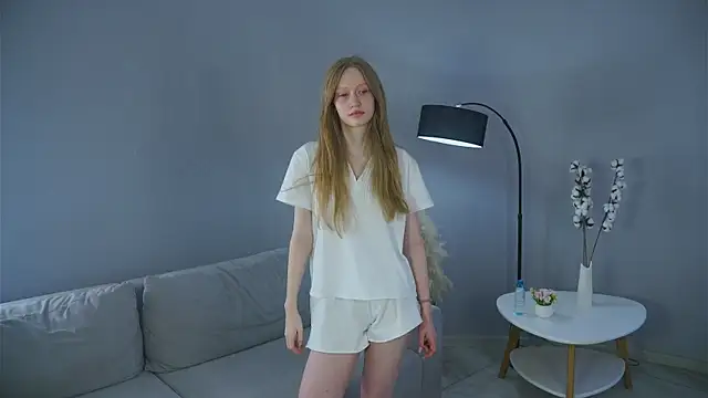 RoseannPolintan online show from 07-10-26, 04:12