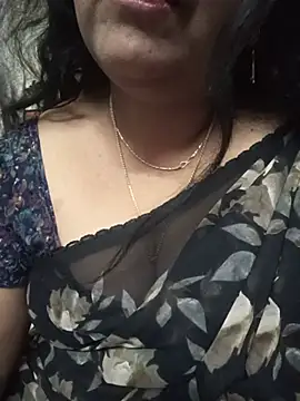 Janu-hot1 online show from 08-07-26, 11:05