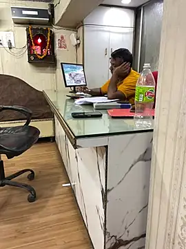 RaghavSingh05 online show from 07-10-26, 02:06
