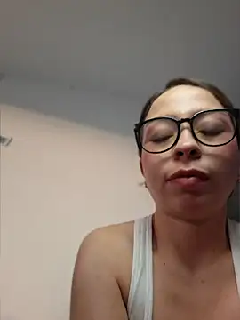LuluBerry7 online show from 07-15-26, 10:50