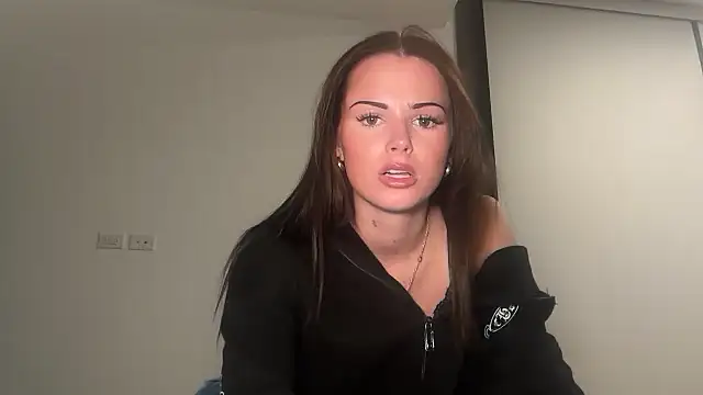 KateKinley online show from 07-18-26, 05:38