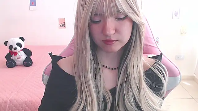 SweetSkyy 1 online show from 07-17-26, 05:10