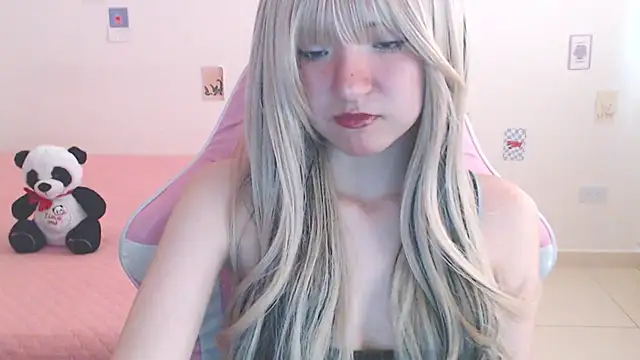 SweetSkyy 1 online show from 07-16-26, 11:02