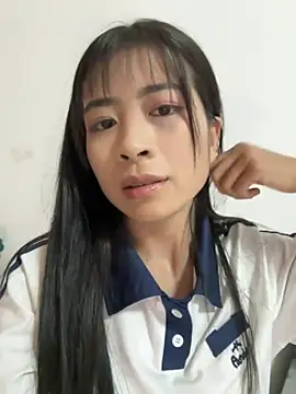 yiyiya520 online show from 07-12-26, 08:15