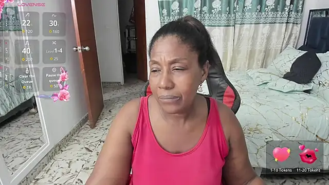 LupeAdams online show from 10-18-25, 03:08