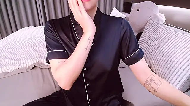 SungkyunnKwan online show from 10-27-25, 12:22