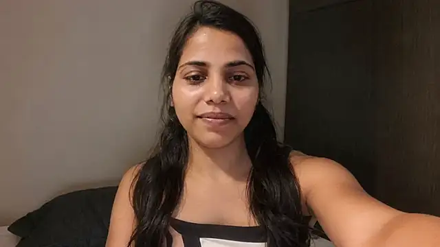 Snapshot of Sakina62 chatting on 07-11-26, 05:08 Sakina62 online show from 07-11-26, 05:08