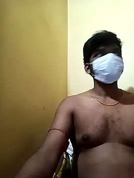 Snapshot of midnight_desire_guy chatting on 07-16-26, 06:38 midnight desire guy online show from 07-16-26, 06:38