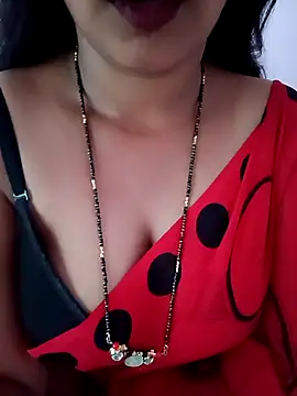 Snapshot of Ammu_Bangaram chatting on 07-16-26, 08:33 Ammu Bangaram online show from 07-16-26, 08:33