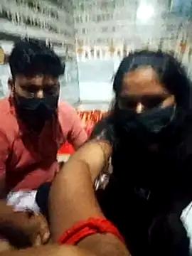 Snapshot of Tamil_555_Couples chatting on 07-13-26, 05:34 Tamil 555 Couples online show from 07-13-26, 05:34
