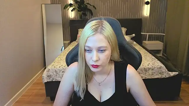 Snapshot of AmeliaxCandy chatting on 07-21-26, 11:55 AmeliaxCandy online show from 07-21-26, 11:55