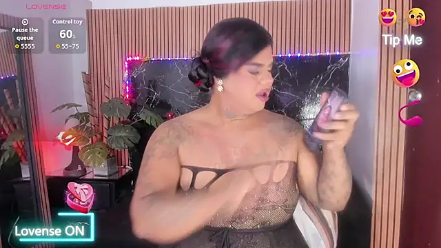 isabelleandbrand online show from 10-26-25, 02:17