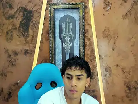 Snapshot of juanjo_bigcock20 chatting on 07-13-26, 01:32 juanjo bigcock20 online show from 07-13-26, 01:32
