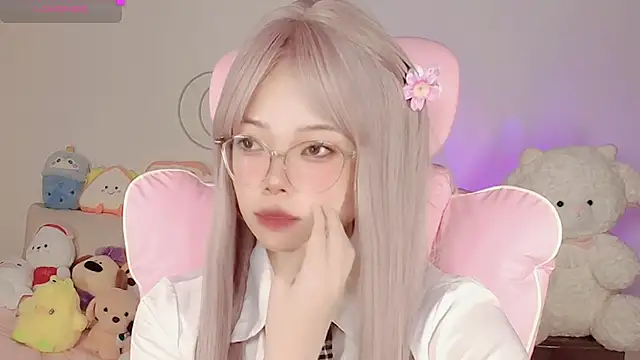  MiMiii  online show from 07-13-26, 07:35