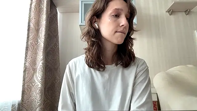 Snapshot of muwi_nuwi chatting on 07-13-26, 10:03 muwi nuwi online show from 07-13-26, 10:03