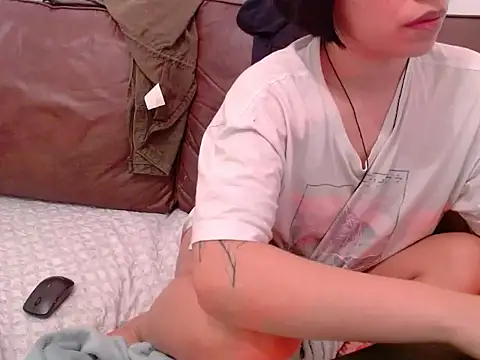 Snapshot of Jay_Arrow chatting on 07-19-26, 11:45 Jay Arrow online show from 07-19-26, 11:45