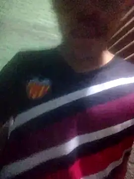 Snapshot of vergonpiton chatting on 07-13-26, 04:01 vergonpiton online show from 07-13-26, 04:01