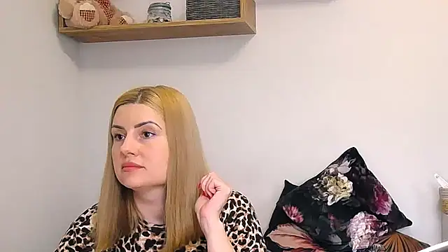 alisenties online show from 04-08-26, 03:46
