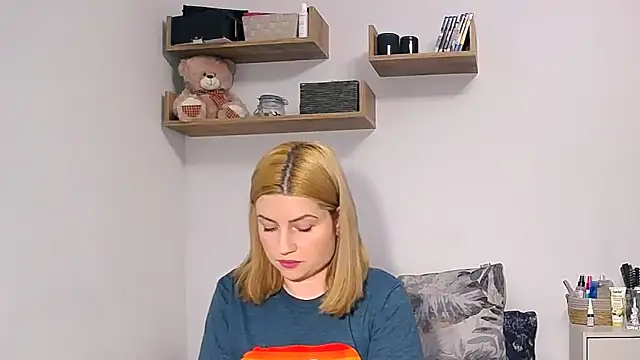 alisenties online show from 02-13-26, 03:45