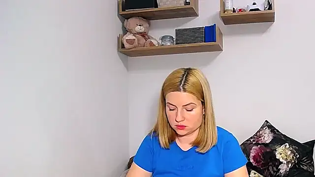 alisenties online show from 11-12-25, 03:27