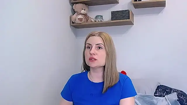alisenties online show from 03-25-26, 04:17
