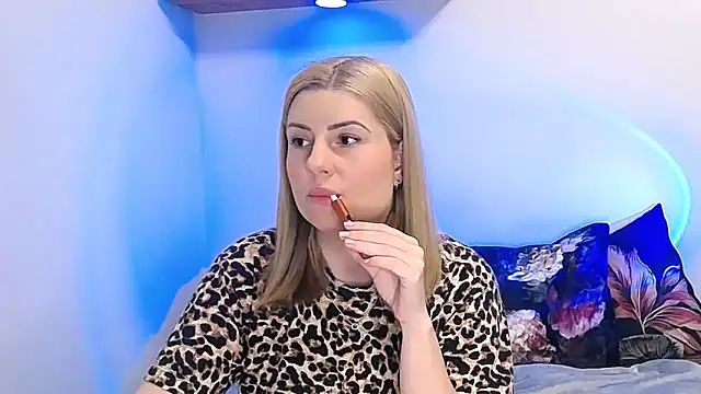 alisenties online show from 04-29-26, 05:30