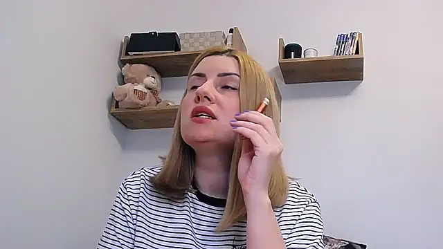 alisenties online show from 03-15-26, 04:14