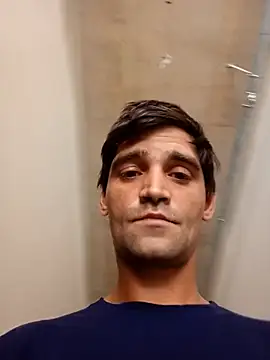Snapshot of mikeklu chatting on 07-13-26, 11:31 mikeklu online show from 07-13-26, 11:31